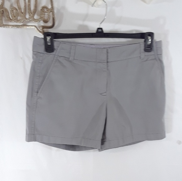 J Crew Broken In Chino shorts size 8 - Picture 2 of 7